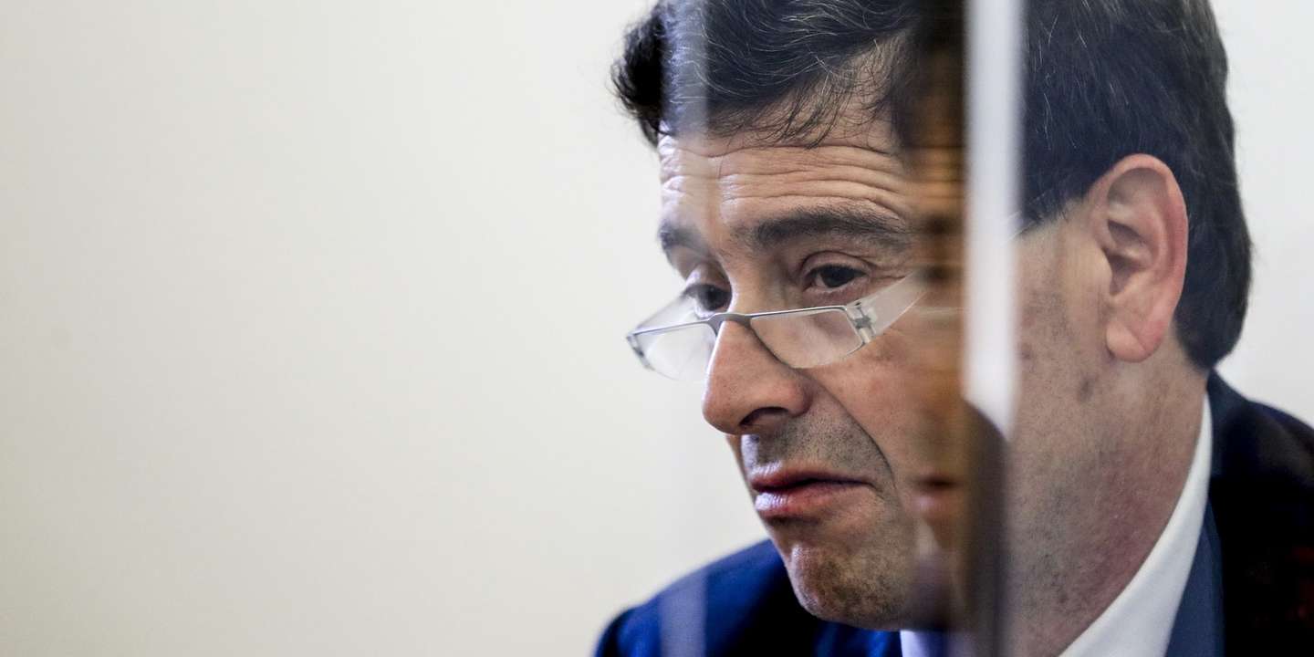 O presidente do Conselho de Administração do Novo Banco, António Ramalho, fala perante a Comissão Eventual de Inquérito Parlamentar às perdas registadas pelo Novo Banco e imputadas ao Fundo de Resolução, na Assembleia da República em Lisboa, 19 de maio de 2021. TIAGO PETINGA/LUSA