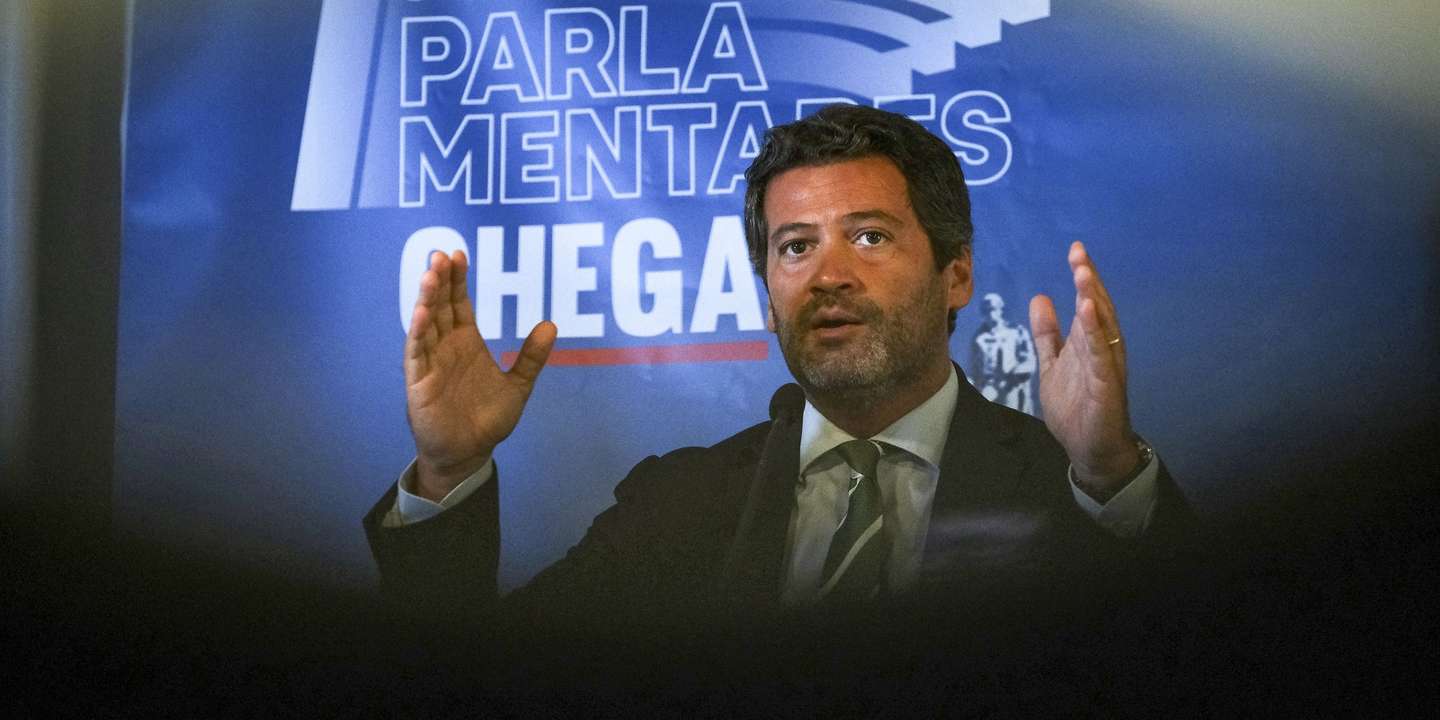 O presidente do CHEGA, André Ventura, intervém na sessão de encerramento das jornadas parlamentares do partido. Setúbal, 12 de Setembro de 2022. RUI MINDERICO/LUSA