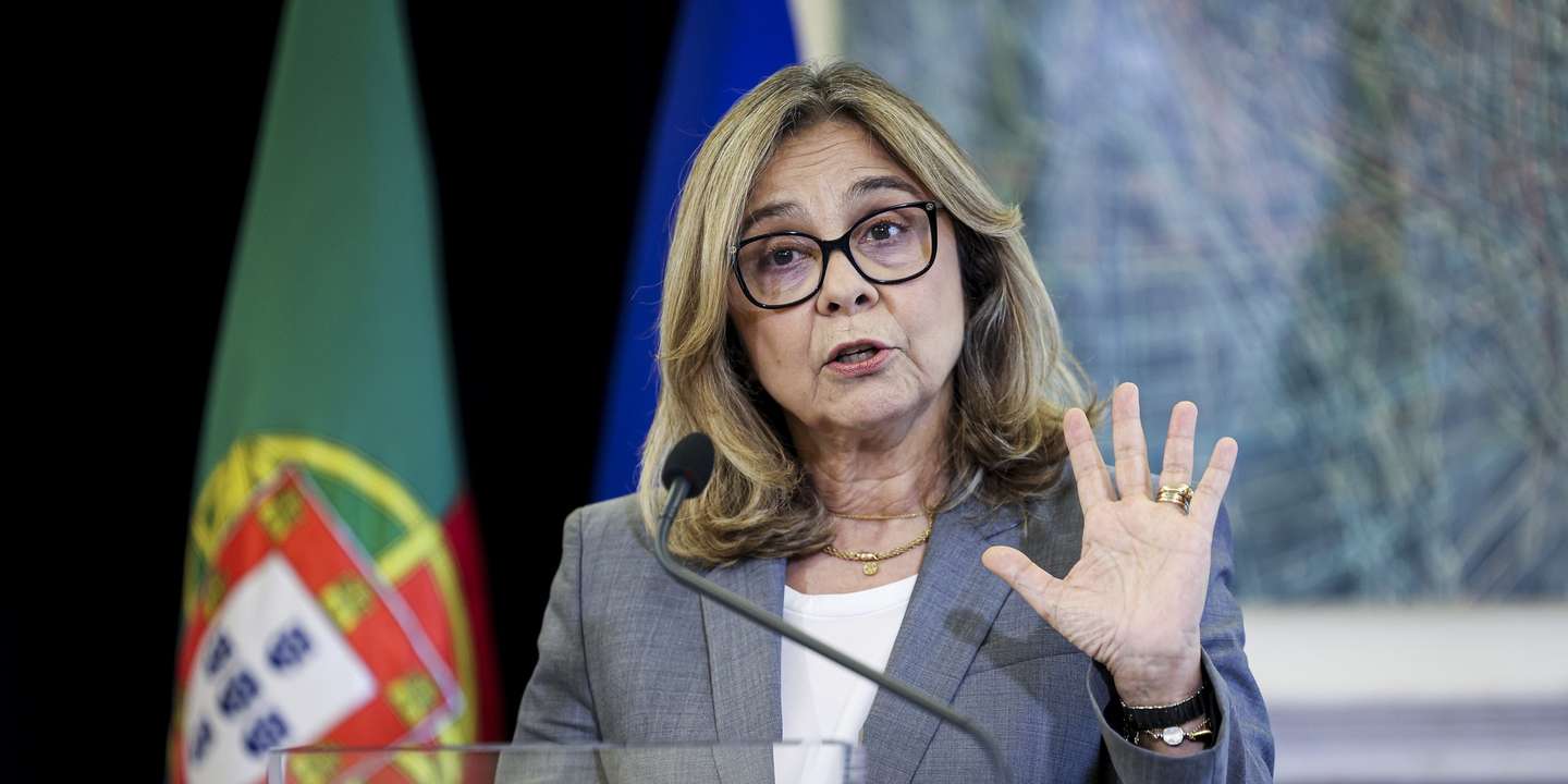 A ministra da Saúde, Ana Paula Martins, fala aos jornalistas após a reunião do Conselho de Ministros sobre o Plano de emergência e transformação na saúde, realizada na Residência Oficial, em São Bento, Lisboa, 29 de maio de 2024. FILIPE AMORIM/LUSAfilipe a