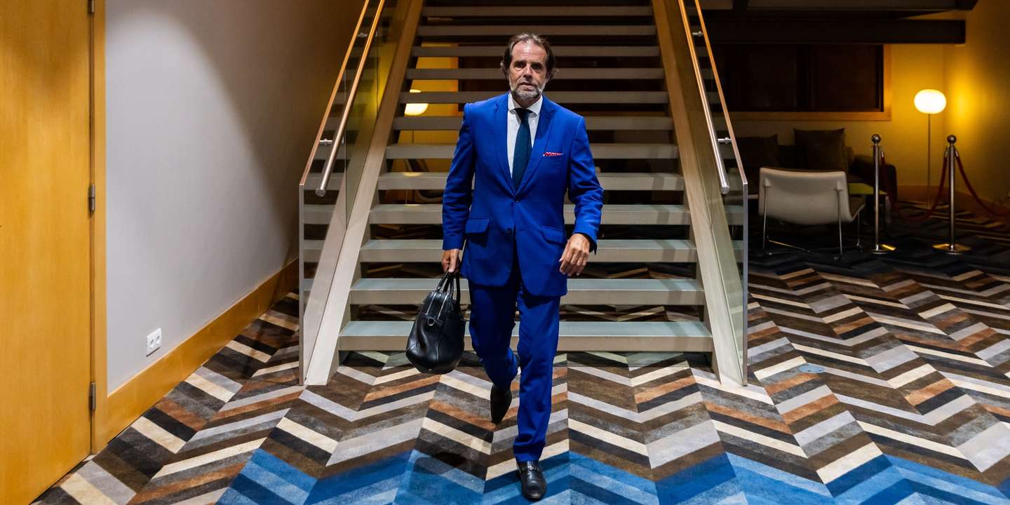 O secretário-geral do Partido Social Democrata (PSD), Miguel Albuquerque, à chegada para a reunião do Conselho Nacional do PSD, em Lisboa, 23 de setembro de 2024. JOSÉ SENA GOULÃO/LUSA