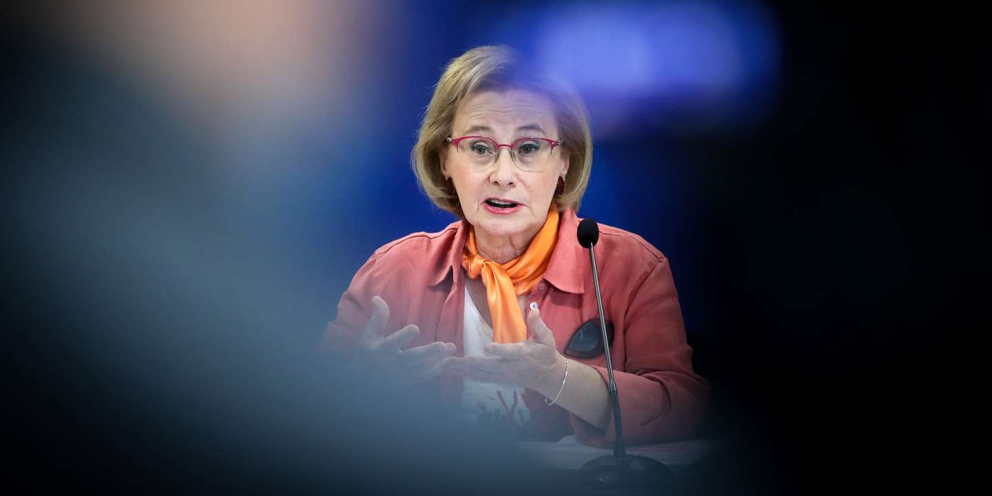 A diretora-geral da Saúde, Graça Freitas, durante a conferência de imprensa sobre o novo coronavírus (covid-19), realizada no Ministério da Saúde, em Lisboa, 21 de setembro de 2020. Portugal contabiliza hoje mais oito mortos relacionados com a covid-19 e 623 novos casos de infeção, segundo o boletim epidemiológico da Direção-Geral da Saúde (DGS). MÁRIO CRUZ/POOL/LUSA