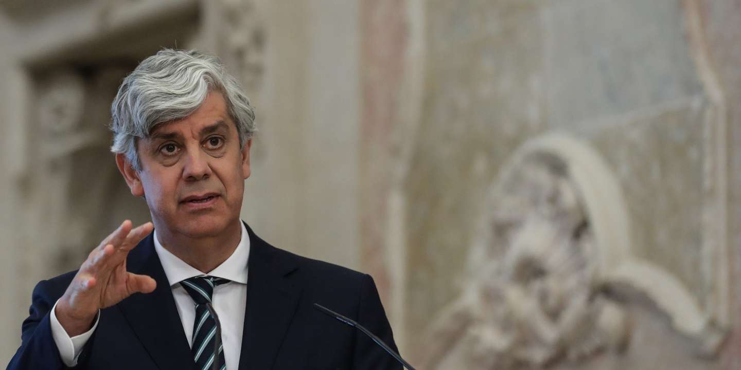 O governador do Banco de Portugal, Mário Centeno, apresenta o Boletim Económico de junho atualiza as projeções para economia portuguesa até 2024, em Lisboa, 15 de junho de 2022. TIAGO PETINGA/LUSA