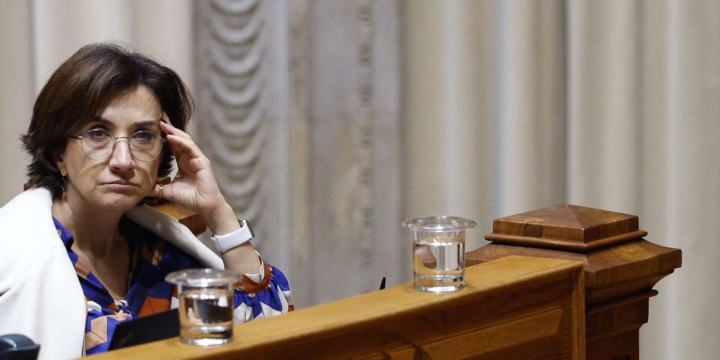 A ministra da Agricultura, Maria do Céu Antunes, durante a sessão plenária na Assembleia da República, com a apresentação de uma moção de censura ao XXIII Governo Constitucional — “Em defesa das instituições e pelo fim da degradação política e social a que o Governo tem conduzido o país", em Lisboa, 05 de janeiro de 2023. ANTÓNIO PEDRO SANTOS/LUSA