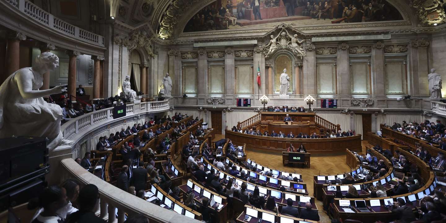 O ministro da Defesa Nacional, Nuno Melo, intervém durante a sessão plenária sobre o Orçamento do Estado para 2025 (OE2025), na Assembleia da República, em Lisboa, 31 de outubro de 2024. ANTÓNIO COTRIM/LUSA