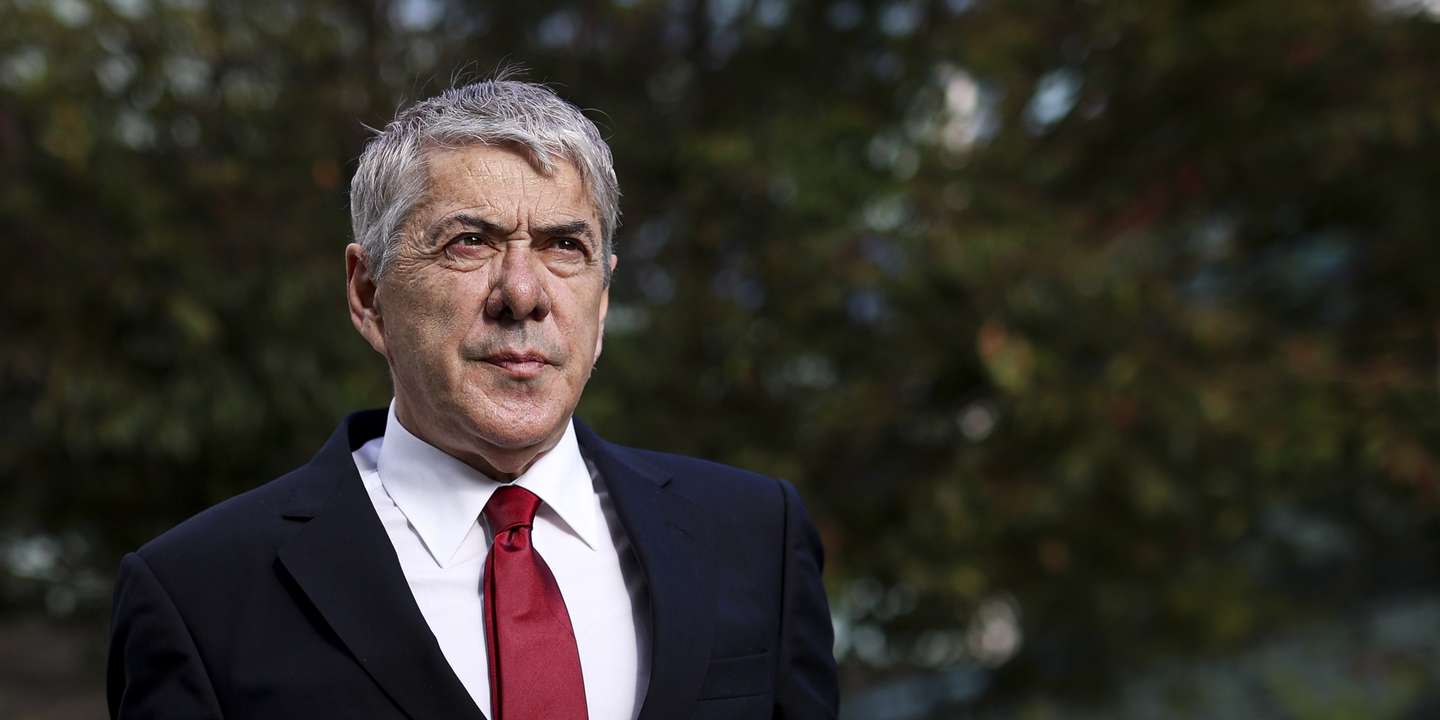 Former Prime Minister Jose Socrates, the main defendant in Operation Marques, arrives at the Lisbon Central Criminal Court on Campus de Justiça, where a panel of judges presided over by Susana Seca will try Socrates and 20 other defendants, including individuals and companies, for 117 crimes, in Lisbon, Portugal, 10 September 2025. Former Portuguese prime minister José Socrates and the other 20 official suspects in Operation Marques are to stand trial on Thursday at the Campus de Justiça in Lisbon, more than a decade after the case accusing the former PM of corruption came to light. FILIPE AMORIM/LUSA