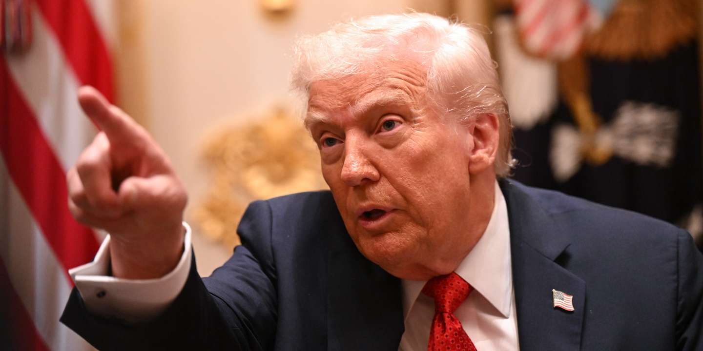epa12468553 US President Donald Trump speaks during a meeting with Australian Prime Minister Anthony Albanese in the Cabinet Room at the White House in Washington, D.C., USA, 20 October 2025.  EPA/LUKAS COCH AUSTRALIA AND NEW ZEALAND OUT