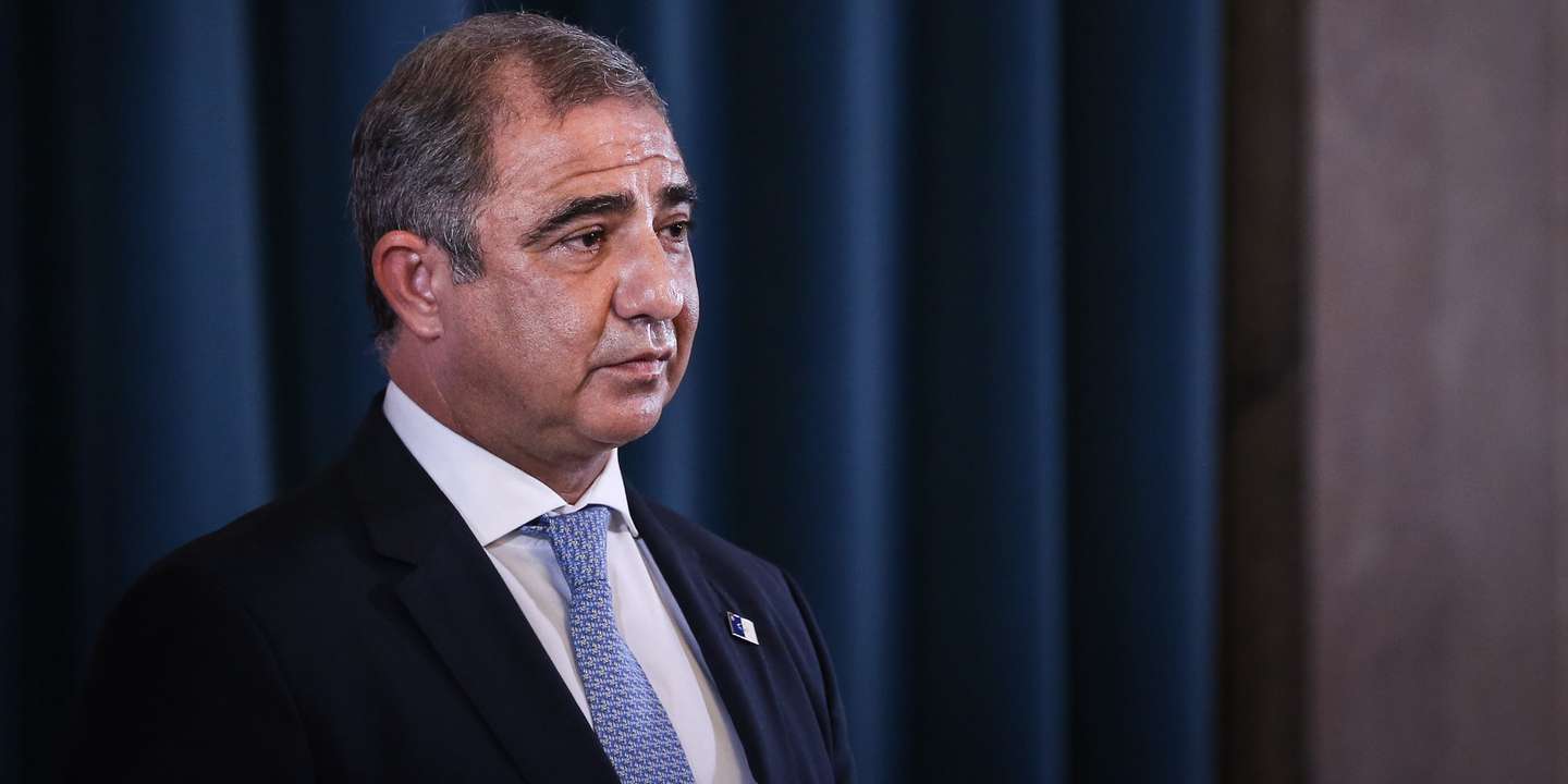 O Presidente do Governo Regional dos Açores José Manuel Bolieiro , usa da palavra durante a assinatura do contrato de financiamento dos investimentos previstos no PRR para a Região Autónoma dos Açores, no Palácio da Ajuda, em Lisboa, 02 de setembro de 2021. RODRIGO ANTUNES/LUSA