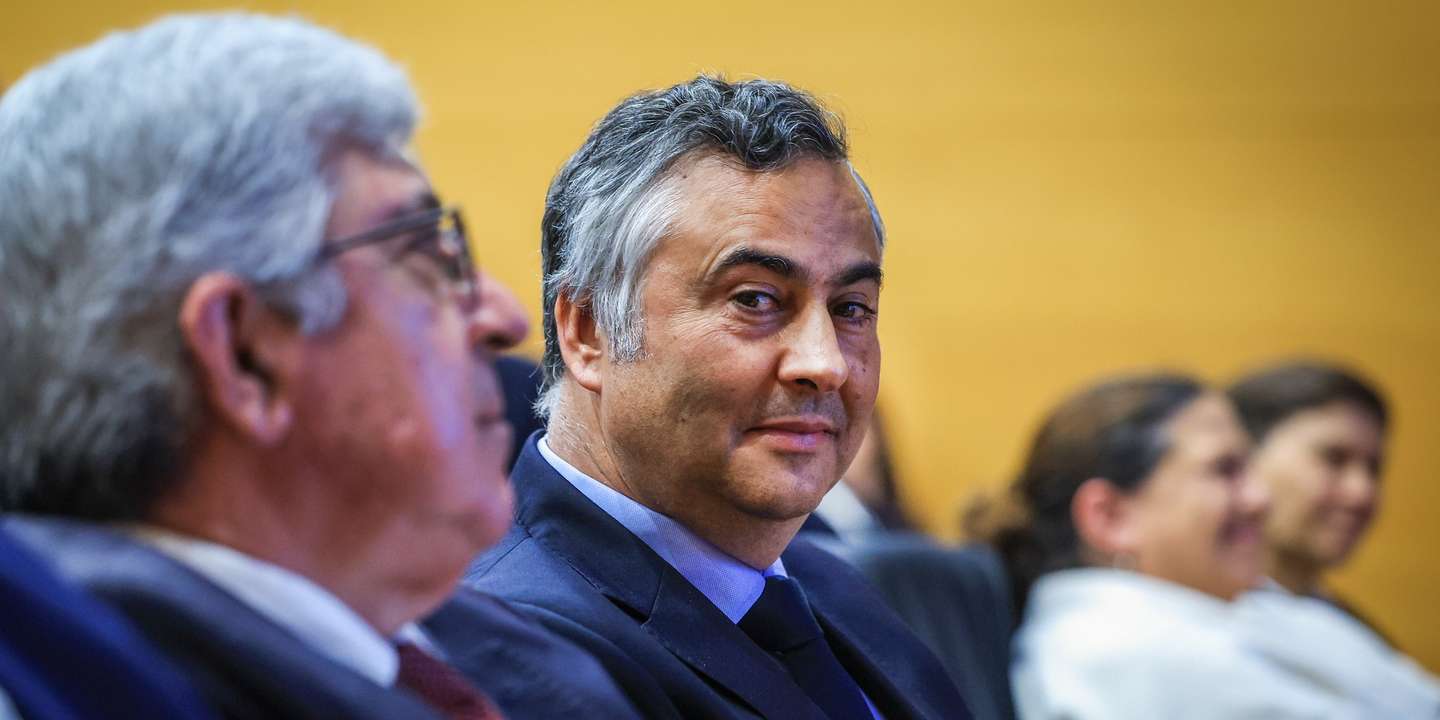 O ministro da Educação, Ciência e Inovação, Fernando Alexandre, durante a sessão comemorativa do 10.º aniversário do i3S - Instituto de Investigação e Inovação em Saúde da Universidade do Porto, no Porto, 19 de maio de 2026. JOSÉ COELHO/LUSA