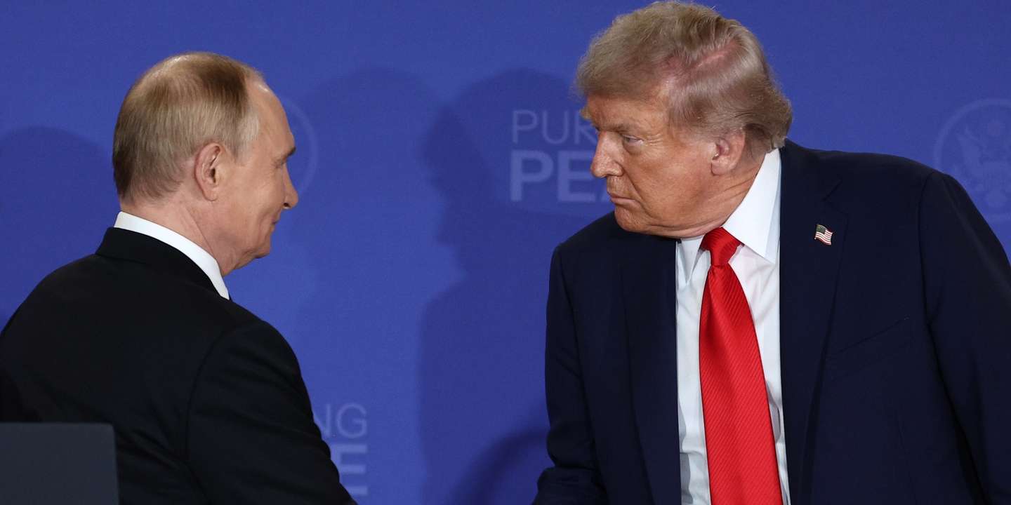 epaselect epa12303746 Russian President Vladimir Putin (L) and US President Donald Trump shake hands at the end of a joint news conference following their meeting at Joint Base Elmendorf-Richardson in Anchorage, Alaska, USA, 15 August 2025.  EPA/SERGEY BOBYLEV/SPUTNIK/KREMLIN POOL / POOL MANDATORY CREDIT