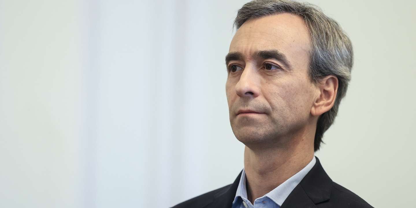 O vice-presidente da Câmara Municipal do Porto, Filipe Araújo durnate a apresentação de medidas a implementar (ou já em implementação) em 2025, como o aumento do contingente policial, o reforço de equipamentos de controlo de segurança rodoviária na cidade, o desenvolvimento do software de fiscalização automática, e a apresentação da Linha da Polícia Municipal do Porto, Câmara Municipal do Porto, 16 de janeiro de 2025. JOSÉ COELHO/LUSA