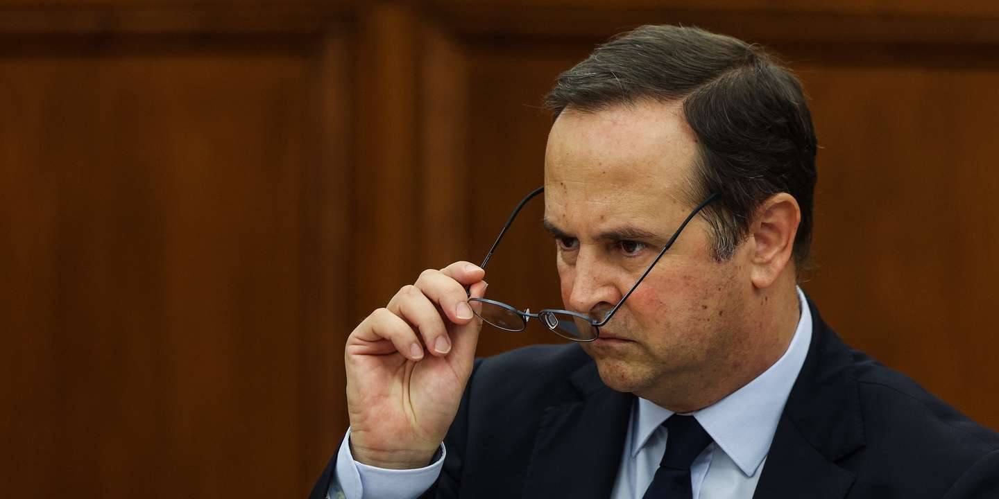O ministro das Finanças, Fernando Medina, fala perante a Comissão de Orçamento e Finanças, na Assembleia da República em Lisboa, 28 de junho de 2023. TIAGO PETINGA/LUSA