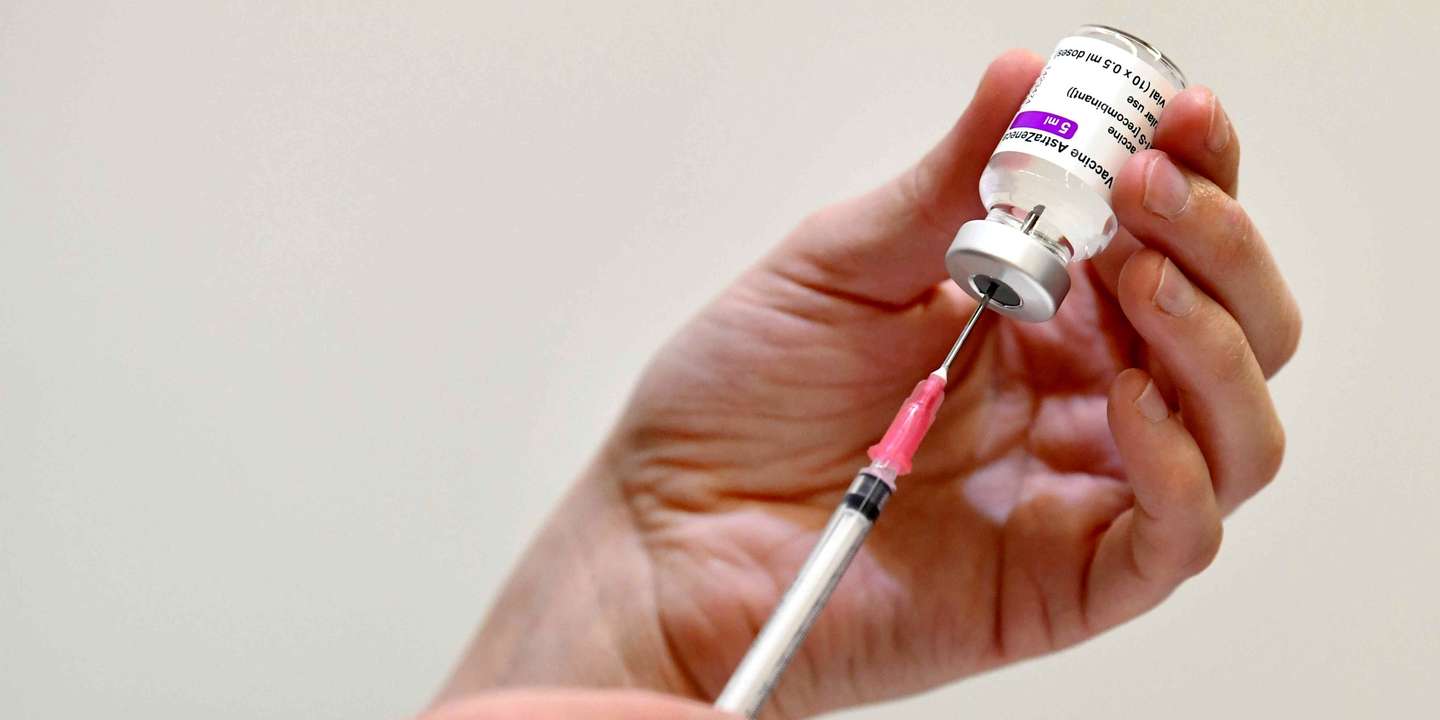 epa09085987 A doctor vaccinates a client with AstraZeneca's Covid-19 vaccine in Ede, the Netherlands, 20 March 2021. EU member countries reintroduced the AstraZeneca Covid-19 vaccine in their inoculation campaigns following the European Medicines Agency (EMA) announcement of 18 March to uphold its approval of the vaccine. Some countries stopped giving the vaccine over fears there might be links between the vaccination against Covid-19 with the AstraZeneca vaccine and a rare number of blood clots.  EPA/Piroschka van de Wouw