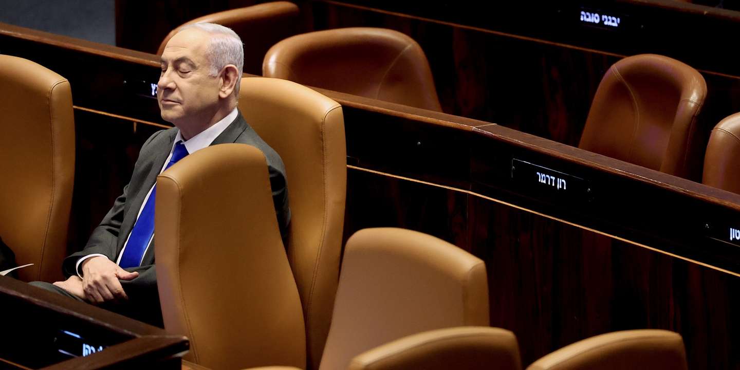 epaselect epa11483210 Israeli Prime Minister Benjamin Netanyahu attends a discussion at the Knesset, the Israeli parliament, in Jerusalem, 17 July 2024. The opposition initiated a discussion against the Netanyahu government's handling of the crisis in Gaza and in northern Israel.  EPA/ABIR SULTAN