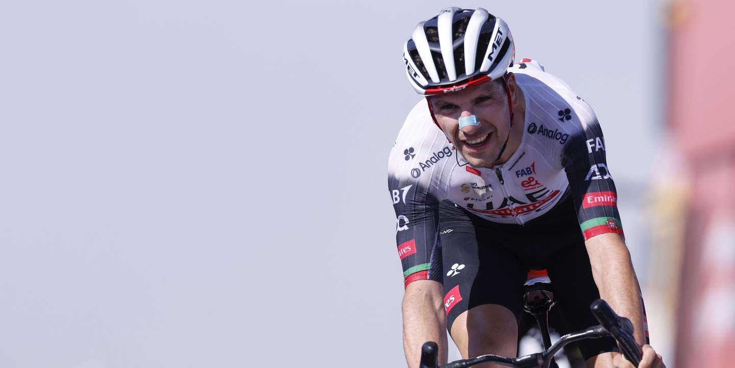 epa12355000 Portuguese rider Joao Almeida of UAE Team Emirates-XRG wins the 13th stage of La Vuelta a Espana cycling race, over 202.7km from
Cabezon de la Sal ot L'Angliru, northern Spain, 05 September 2025.  EPA/Javier Lizon