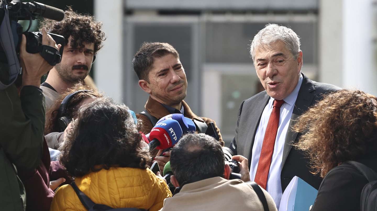 Former Portuguese Prime Minister Jose Socrates, main defendant in the Operation Marques corruption case, talks to the press at his arrival at the Lisbon Central Criminal Court,  for the start of the trial in the case brought by former Prime Minister José Sócrates against the Portuguese State, in Lisbon, Portugal, 14 May 2026. Socrates and 20 other suspects in Operation Marques are to stand trial, more than a decade after the case accusing the former PM of corruption came to light.  ANTONIO COTRIM/ LUSA