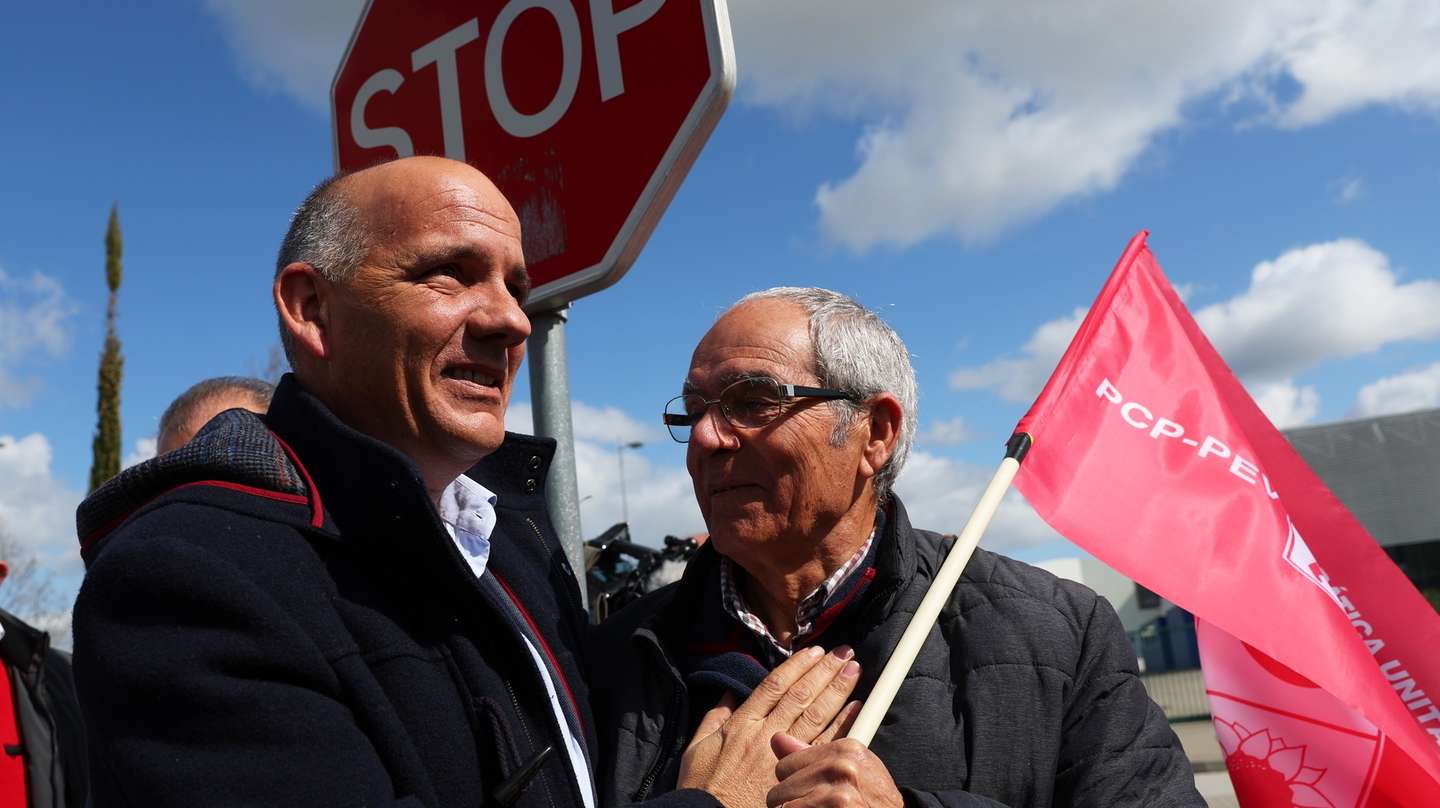 epa11191354 The leader of the United Democratic Coalition (CDU) and secretary-general of the Portuguese Communist Party (PCP) Paulo Raimundo (L) attends a party campaign at AERNNOVA, a leading Spanish aerospace and defense company, as part of the campaign for upcoming legislative elections, in Evora, Portugal, 01 March 2024. On 15 January, the Portuguese president decreed the dissolution of parliament and called early legislative elections on 10 March, following the resignation of the Portuguese prime minister presented on 07 November 2023.  EPA/NUNO VEIGA