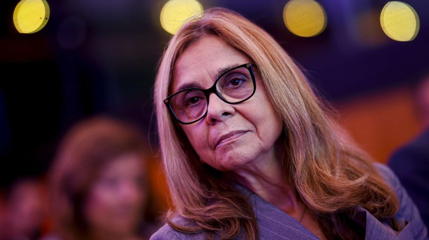 A ministra da Saúde, Ana Paula Martins, durante a sessão de encerramento da 8.ª Convenção Nacional da Saúde (CNS), que serviu para a apresentação do Relatório de Avaliação de Desempenho e Impacto do Sistema de Saúde (RADIS), em Lisboa, 12 de novembro de 2025. FILIPE AMORIM/LUSA