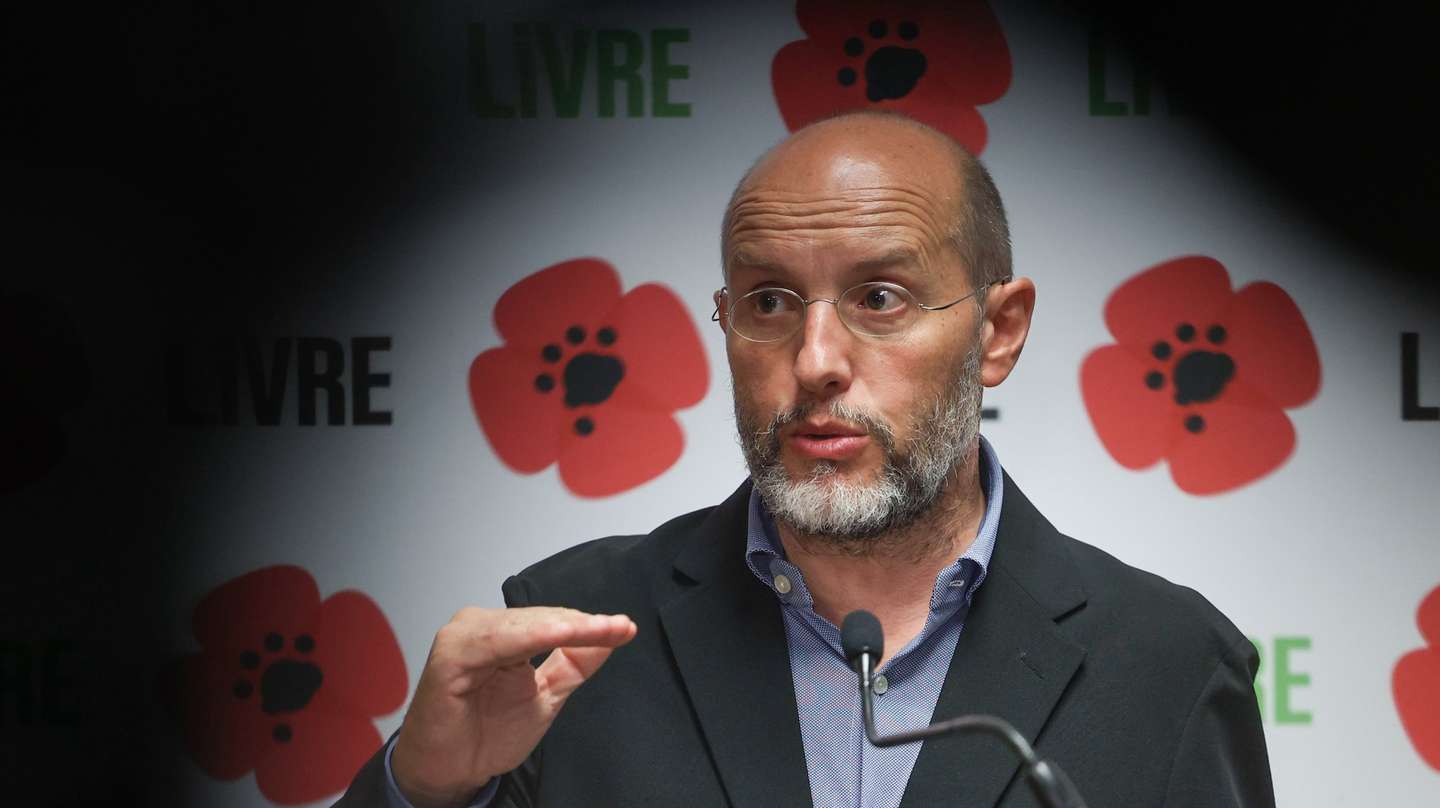 Portuguese party Livre co-spokesperson, Rui Tavares, speaks to his supporters on election night for the local elections, in Lisbon, Portugal, 12 October 2025. More than 9.3 million electors can vote in the local elections in Portugal on 12 October 2025. ANDRÉ KOSTERS/LUSA