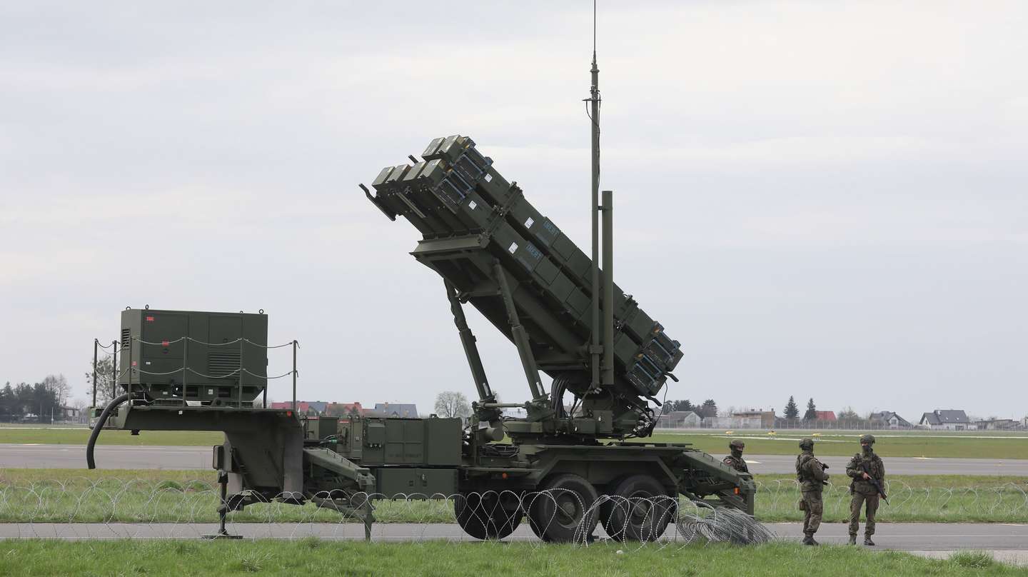 epa10581777 American Patriot surface-to-air missile system presented at the Warsaw-Radom Airport in Radom, 20 April 2023. At the airport in Radom, Polish soldiers are trained in the use of the 'Patriot' missile systems and the 'Mala Narew' and 'Pilica' anti-aircraft systems. Deputy Prime Minister and Polish Minister of Defense Mariusz Blaszczak, who was present during the training, informed that this is the first training during which soldiers do not use post-Soviet systems.  EPA/Pawel Supernak POLAND OUT
