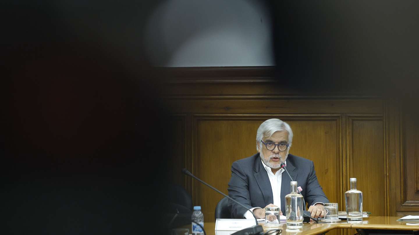 O presidente da Comissão Executiva do Global Media Group (GMG), José Paulo Fafe, discursa durante a sua audição na Comissão de Cultura, Comunicação, Juventude e Desporto, sobre o GMG, na Assembleia da República, em Lisboa, 09 de janeiro de 2024. ANTÓNIO PEDRO SANTOS/LUSA