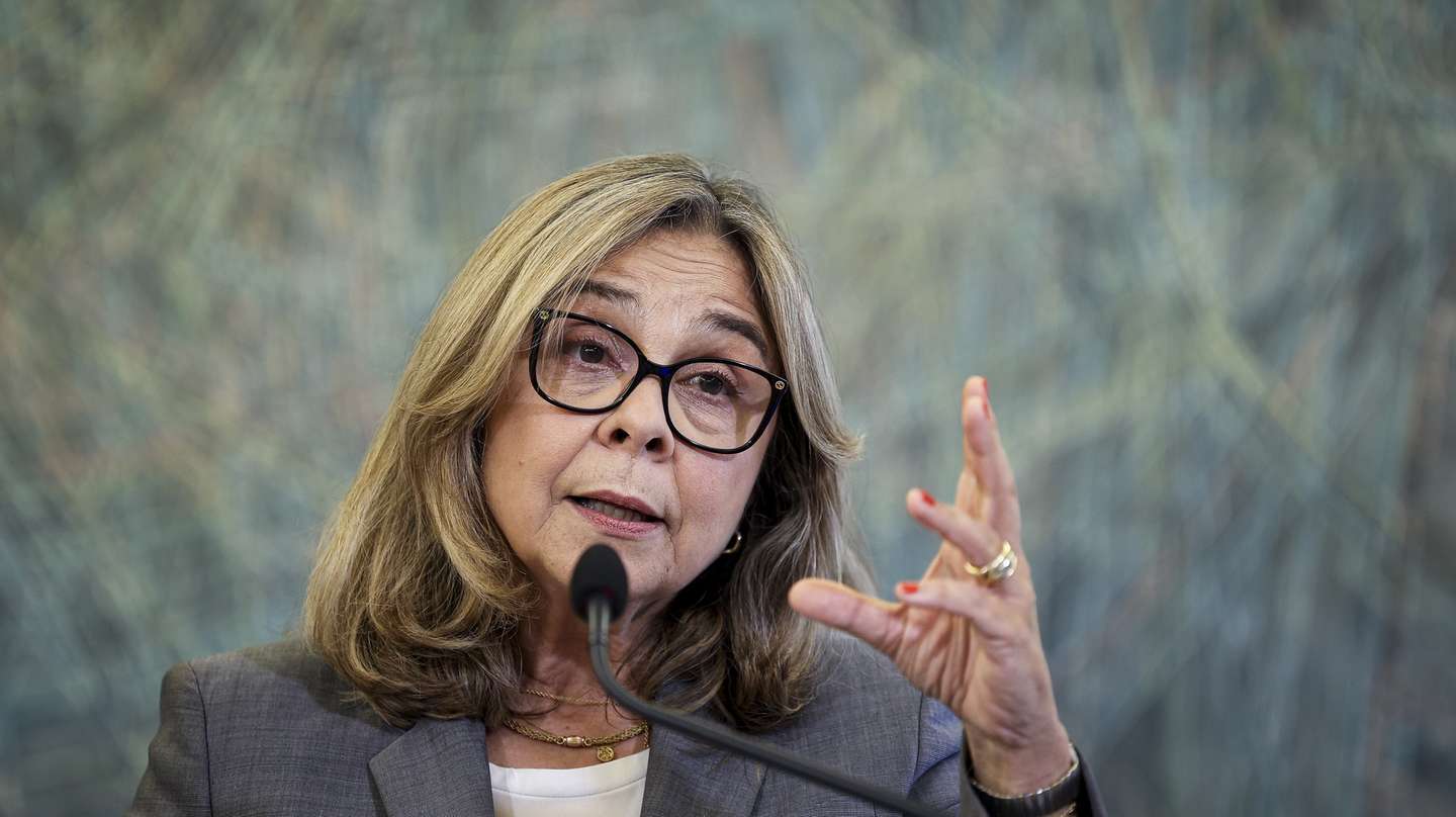 A ministra da Saúde, Ana Paula Martins, fala aos jornalistas após a reunião do Conselho de Ministros sobre o Plano de emergência e transformação na saúde, realizada na Residência Oficial, em São Bento, Lisboa, 29 de maio de 2024. FILIPE AMORIM/LUSAfilipe a