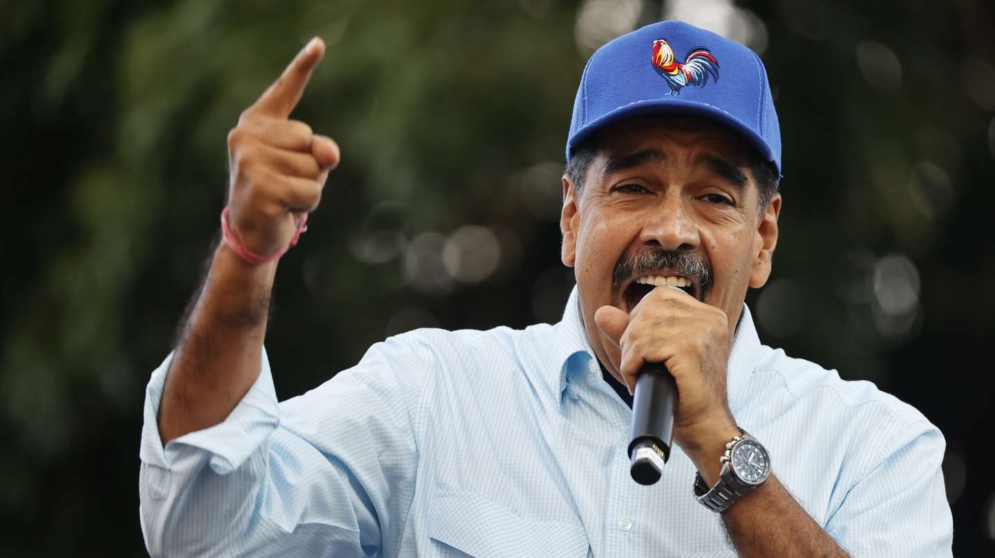 epa11553784 The president of Venezuela, Nicolas Maduro, speaks during a pro-government rally in Caracas, Venezuela, 17 August 2024. Maduro asked Parliament to approve 'very quickly' the law against fascism, neo-fascism and hate crimes, which contemplates, among other things, sanctioning those who promote acts of 'violence' in the country, a product of 'intolerance.'  EPA/MIGUEL GUTIERREZ