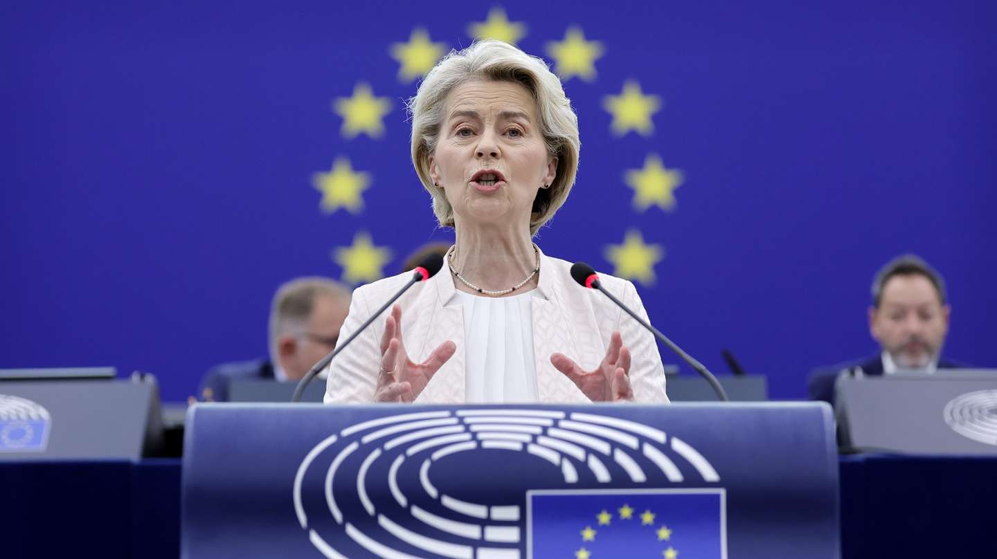 epa11484850 Outgoing European Commission President and candidate for re-election Ursula von der Leyen delivers a speech during a plenary session of the European Parliament in Strasbourg, France, 18 July 2024. MEPs will vote on Von der Leyen's nomination for Commission President on 18 July. If she is elected, she will serve as European Commission President for the next five years. If she does not get the required majority, the European Council will have to propose a new candidate within one month.  EPA/RONALD WITTEK