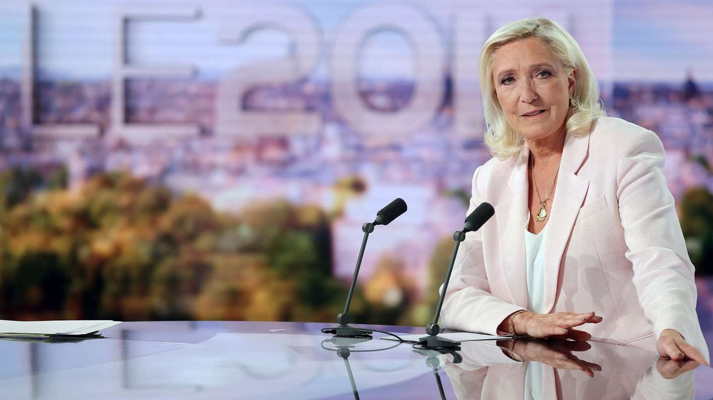 epa13096080 French far-right leader Marine Le Pen, member of parliament for the Rassemblement National (National Rally - RN) party, poses before an interview on the evening news broadcast of French TV channel TF1, following the verdict in her appeal trial over misuse of EU funds, in Boulogne-Billancourt, near Paris, France, 07 July 2026.  EPA/Christian Hartmann / POOL  MAXPPP OUT