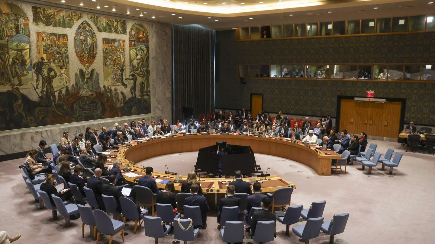 epaselect epa12062762 Secretary-General of the United Nations  Antonio Guterres attends a Security Council meeting to discuss the conflict in the Middle East at United Nations Headquarters in New York, New York, USA, 29 April 2025.  EPA/SARAH YENESEL