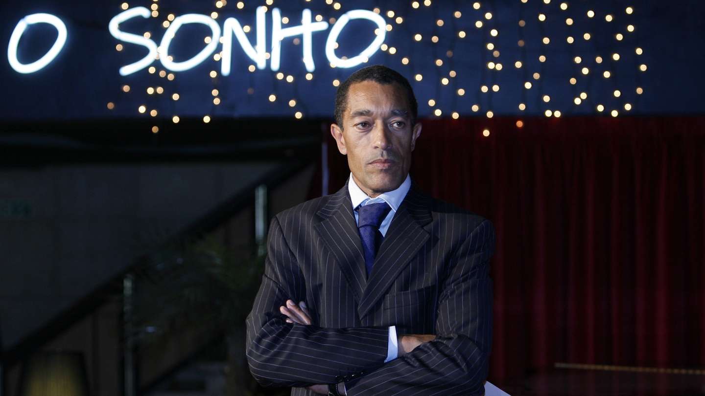 Aristides Teixeira apresenta a sua candidatura à Presidência da República "motivado e inspirado" pelo exemplo de Barak Obama, Lisboa, 20 de novembro de 2008.  JOSE SENA GOULAO/LUSA