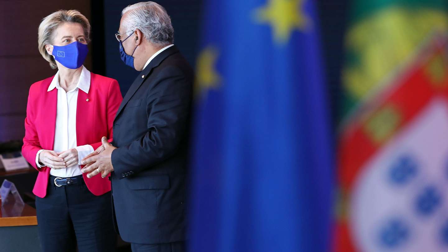 European Commission President Ursula Von Der Leyen (L) speaks with Portuguese Prime Minister Antonio Costa (R) at the beginning of a meeting on the programme and the priorities of the Portuguese Presidency of the Council of the European Union (PPUE) in Lisbon, Portugal, 15 January 2021. During the first half of this year, Portugal will have its fourth presidency after 1992, 2000, and 2007. ANTONIO PEDRO SANTOS/LUSA