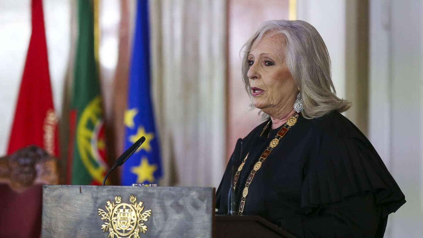 O procuradora-geral da República, Lucília Gago, intervém na cerimónia de abertura do Ano Judicial, no Salão Nobre do Supremo Tribunal de Justiça, em Lisboa, 20 de abril de 2022. MANUEL DE ALMEIDA/LUSA