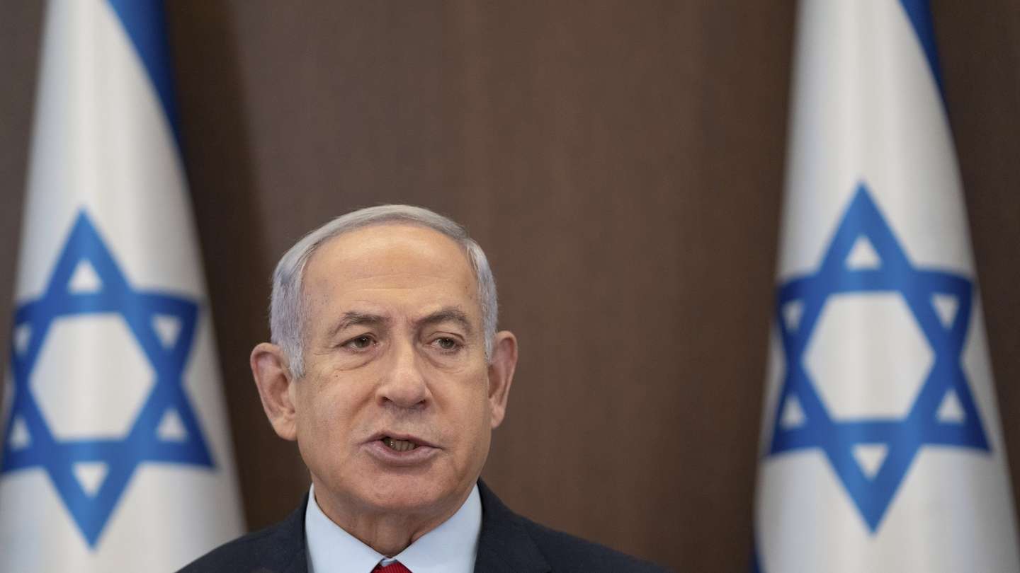 epa10697977 Israeli Prime Minister Benjamin Netanyahu chairs a cabinet meeting at the prime minister's office in Jerusalem, 18 June 2023.  EPA/Ohad Zwigenberg / POOL