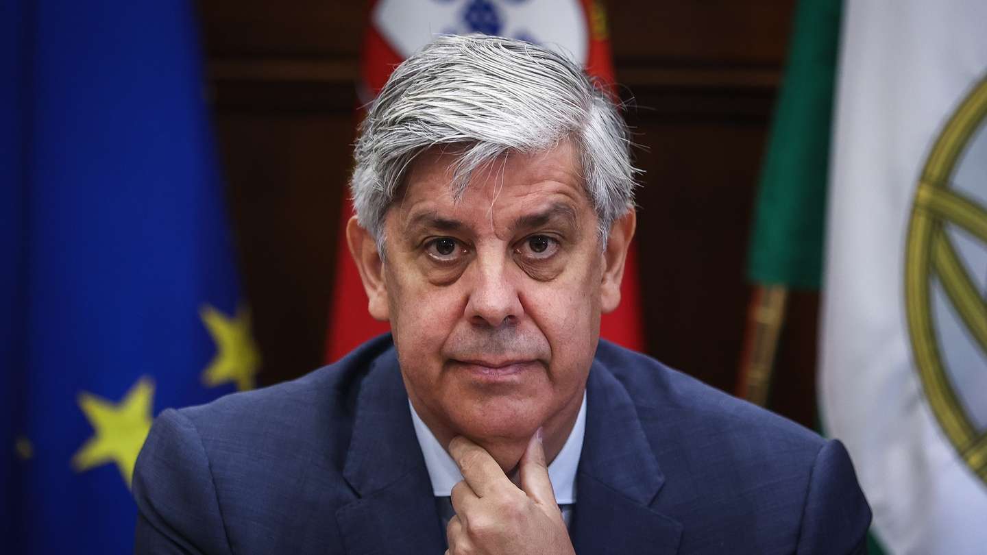 O governador do Banco de Portugal, Mário Centeno, intervém na sua audição na Comissão de Orçamento, Finanças e Administração Pública, na Assembleia da República, em Lisboa, 19 de junho de 2024. RODRIGO ANTUNES/LUSA