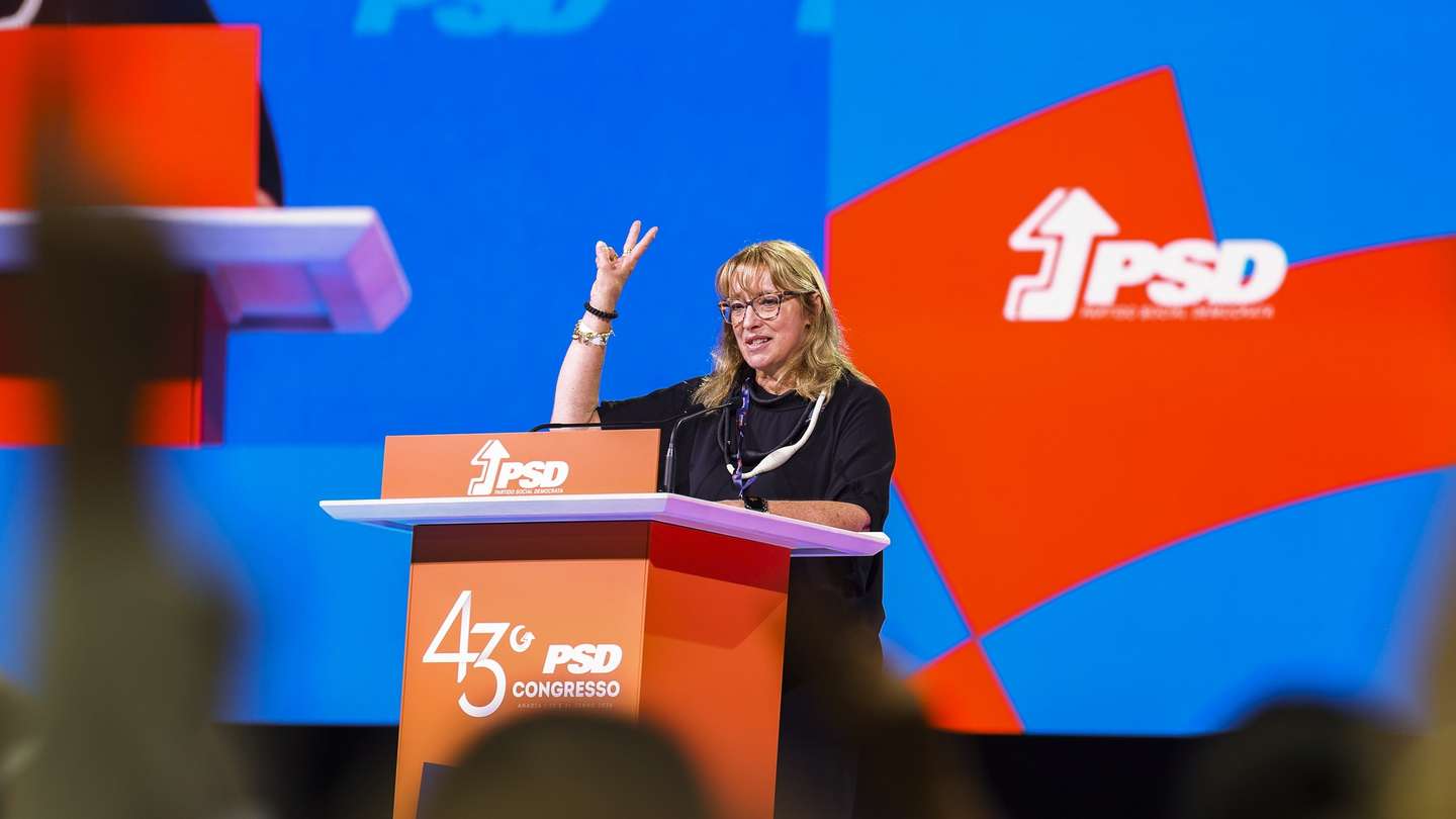 A ministra do Trabalho, Maria do Rosário Palma Ramalho, intervém durante o 43.º Congresso Nacional do Partido Social Democrata, no Centro de Alto Rendimento de Sangalhos, Anadia, 20 de junho de 2026. PAULO NOVAIS/LUSA.