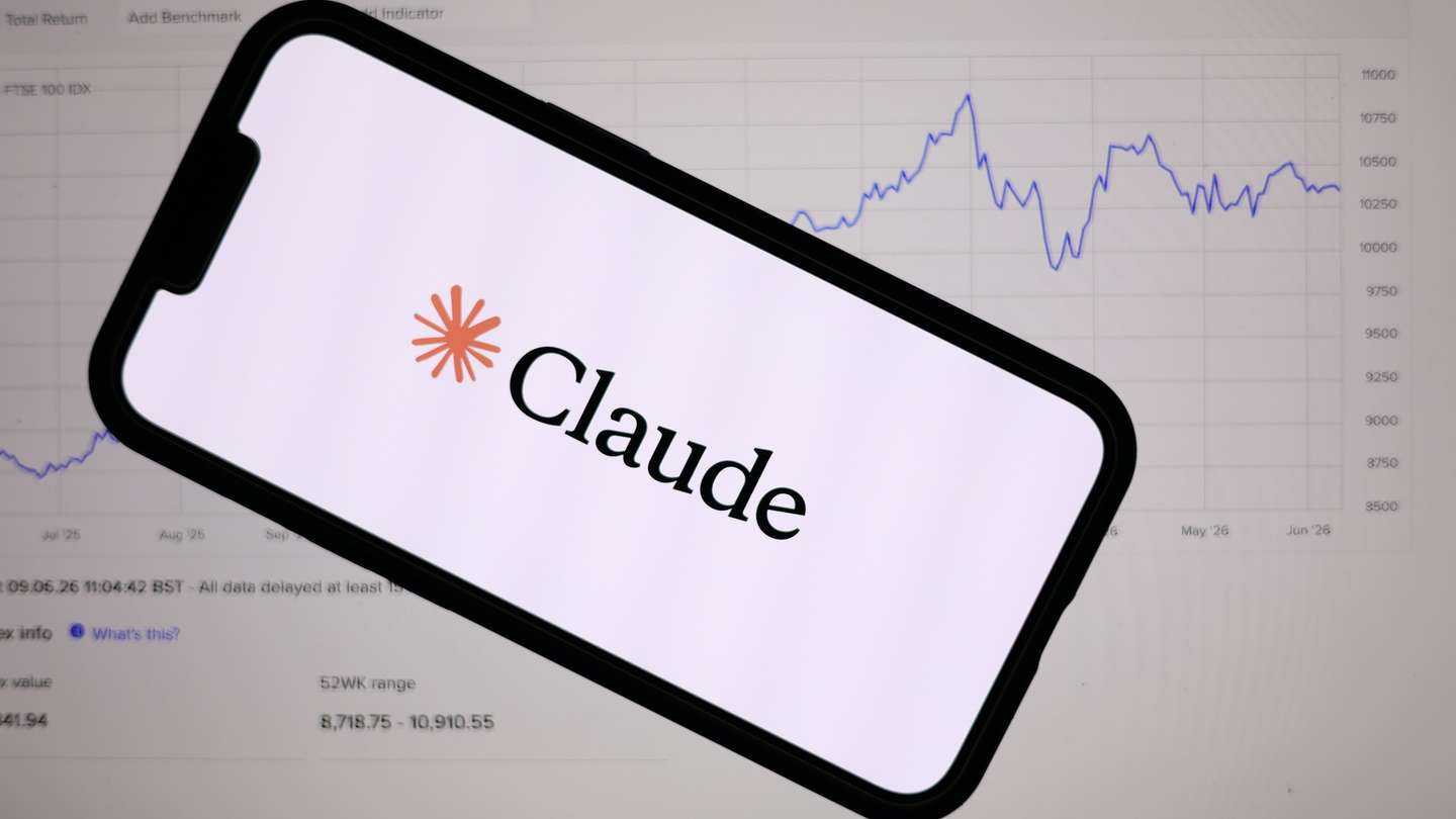 epa13026235 The Anthropic Claude logo is displayed on a mobile phone over a stock market graph displayed on a laptop screen in Liverpool, Britain, 09 June 2026. Leading AI (artificial intelligence) and technology companies Anthropic, OpenAI, and SpaceX are preparing to go public this year at an estimated combined valuation of around four trillion dollars (approximately 3.44 trillion euros).  EPA/ADAM VAUGHAN
