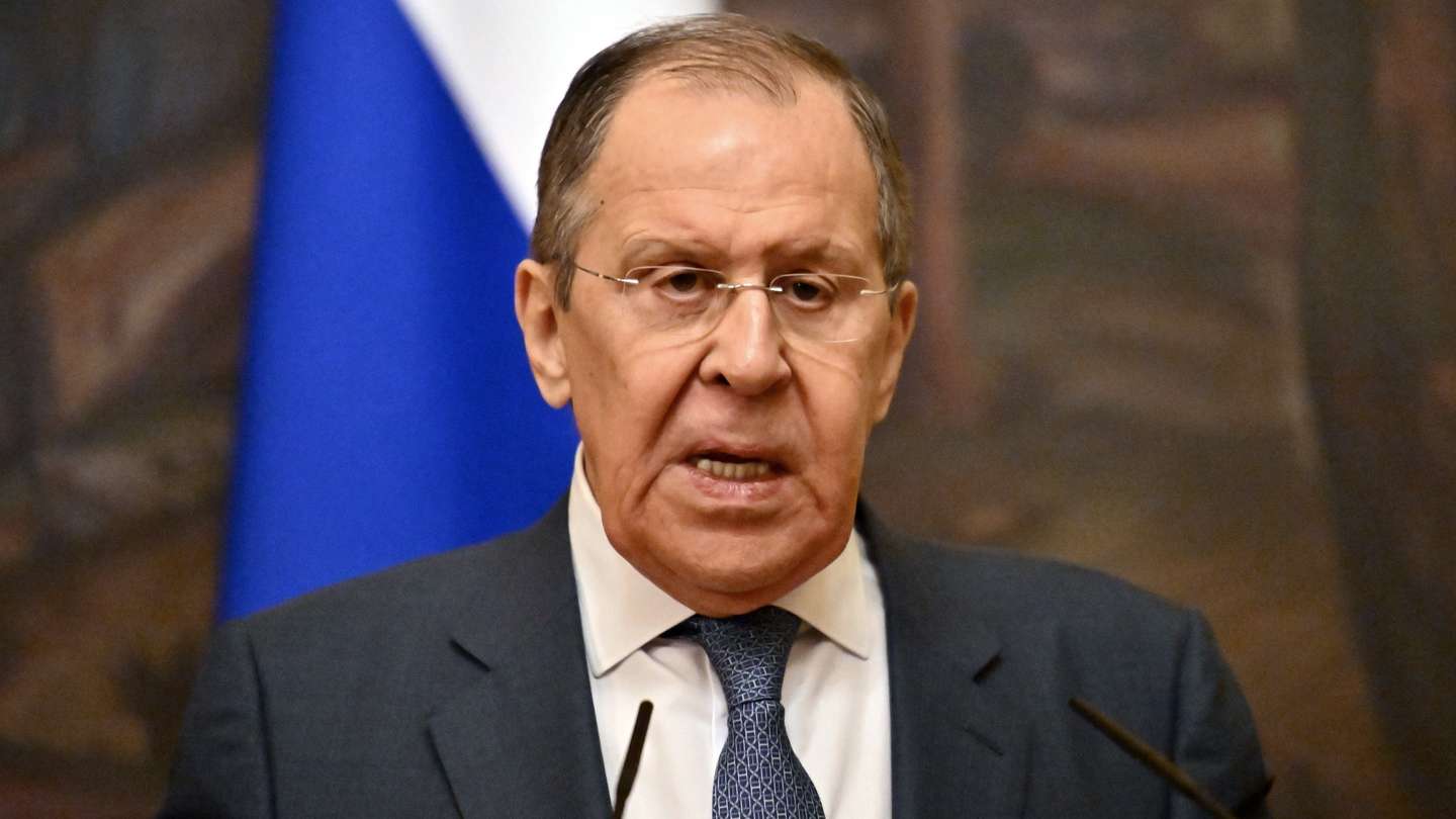 epa09960482 Russian Foreign Minister Sergei Lavrov attends a joint news conference with Malian Foreign Minister Abdoulaye Diop (not pictured) following their talks in Moscow, Russia, 20 May 2022. Malian Foreign Minister is on a working visit in Moscow.  EPA/YURI KADOBNOV / POOL