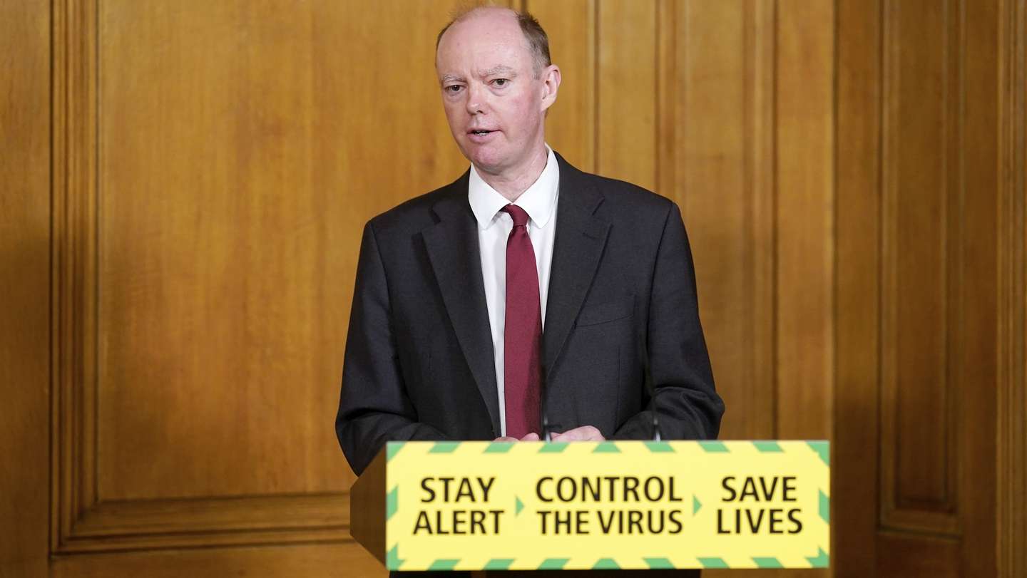 epa08504281 A handout photo made available by n10 Downing street shows Britain's Chief Medical Officer, Professor Chris Whitty speaks the daily press conference on Covid-19 in n10 Downing street in London, Britain, 23 June 2020.  EPA/ANDREW PARSONS / DOWNING STREET / HANDOUT This image is for Editorial use purposes only. The Image can not be used for advertising or commercial use. The Image can not be altered in any form. Credit should read Andrew Parsons/n10 Downing street. HANDOUT EDITORIAL USE ONLY/NO SALES