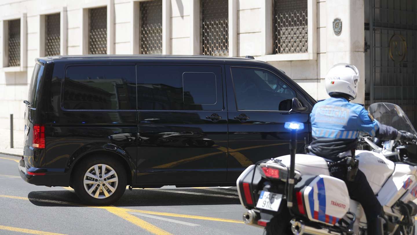 A Police car transports four detained people, among them the entrepreneur and president of Benfica Luis Filipe Vieira, arrives at the Central Court of Criminal Instruction to be heard in the first judicial questioning following his detention on Wednesday as part of an investigation into alleged crimes of swindling, tax fraud, and money laundering, in Lisbon, Portugal, 08 July 2021. Luis Filipe Vieira is one of four people detained, who, according to the Central Department of Investigation and Prosecution (DCIAP), are suspected of being involved in "business and financing in a total amount exceeding 100 million euros, which may have entailed high losses for the state and for some of the companies". MIGUEL A. LOPES/LUSA