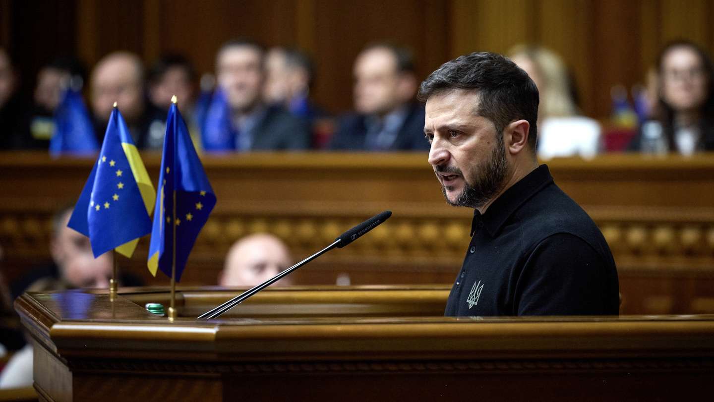 epa11662358 A handout picture made available by Ukraine's Presidential Press Service shows Ukrainian President Volodymyr Zelensky addressing lawmakers in the Verkhovna Rada, the Ukrainian parliament, Kyiv, Ukraine, 16 October 2024 amid the Russian invasion. Zelensky presented the 'Victory Plan' during his speech to the Ukrainian parliament that aims to strengthen Ukraine's positions for a just end to the war with Russia, he said. Russian troops entered Ukrainian territory on 24 February 2022, starting a conflict that has provoked destruction and a humanitarian crisis.  EPA/UKRAINE PRESIDENTIAL PRESS SERVICE HANDOUT