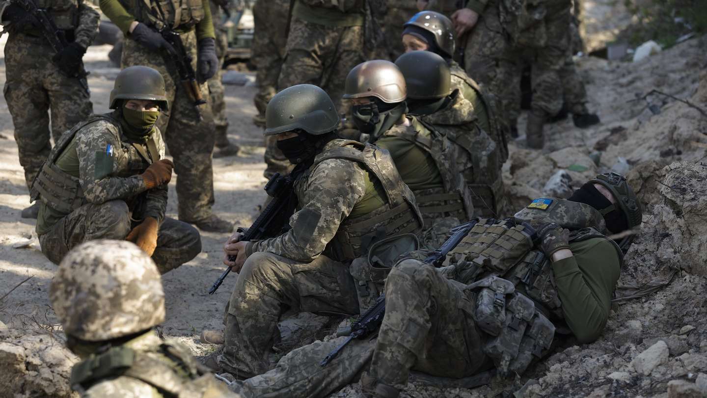 epa11270172 Members of the &#039;Siberian Battalion&#039; attend their military training on a shooting range near Kyiv, Ukraine, 10 April 2024. The &#039;Siberian Battalion&#039; military unit was formed as part of the International Legion of the Ukrainian Armed Forces and contains Russian nationals, former military personnel, civil activists and volunteers who choose to fight against Russian troops in Ukraine. Ukraine-aligned Russian fighters from &#039;Russian Volunteer Corps&#039;, &#039;Siberian Battalion&#039; and &#039;Freedom of Russia Legion&#039;, have been carrying out cross-border raids inside Russia’s Belgorod and Kursk regions in March 2024.  EPA/SERGEY DOLZHENKO