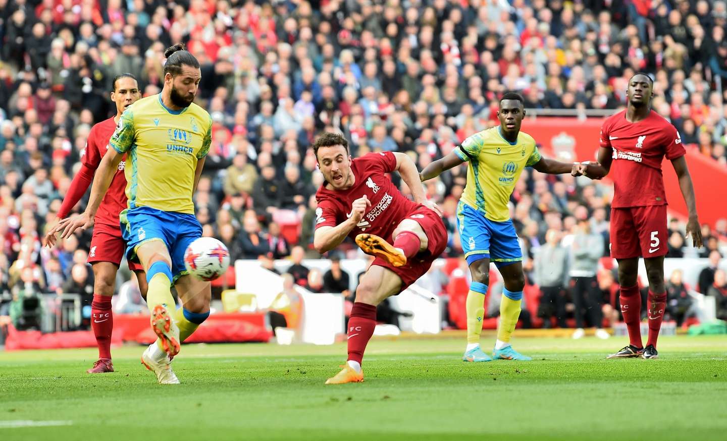 epa10585920 Diogo Jota (C) of Liverpool scores (2-1) during the English Premier League soccer match between Liverpool and Nottingham Forest in Liverpool, Britain, 22 April 2023.  EPA/PETER POWELL EDITORIAL USE ONLY. No use with unauthorized audio, video, data, fixture lists, club/league logos or 'live' services. Online in-match use limited to 120 images, no video emulation. No use in betting, games or single club/league/player publications