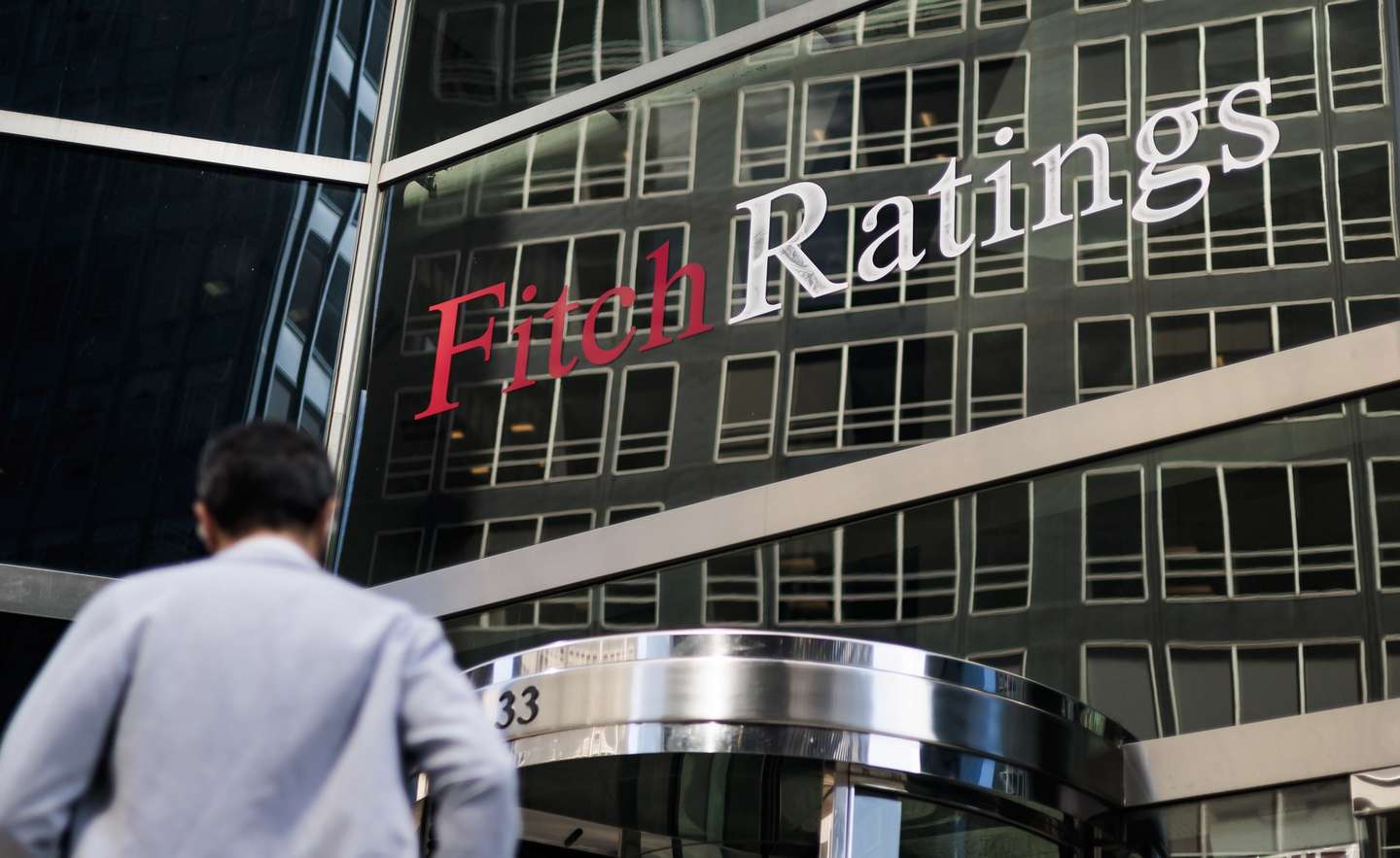 epa10781804 The offices of Fitch Ratings, one of three major credit rating agencies, in New York, New York, USA, 02 August 2023. Fitch downgraded the United States government credit rating from AAA to AA+, a change the company partially attributed to politics around the recent debt ceiling standoff.  EPA/JUSTIN LANE