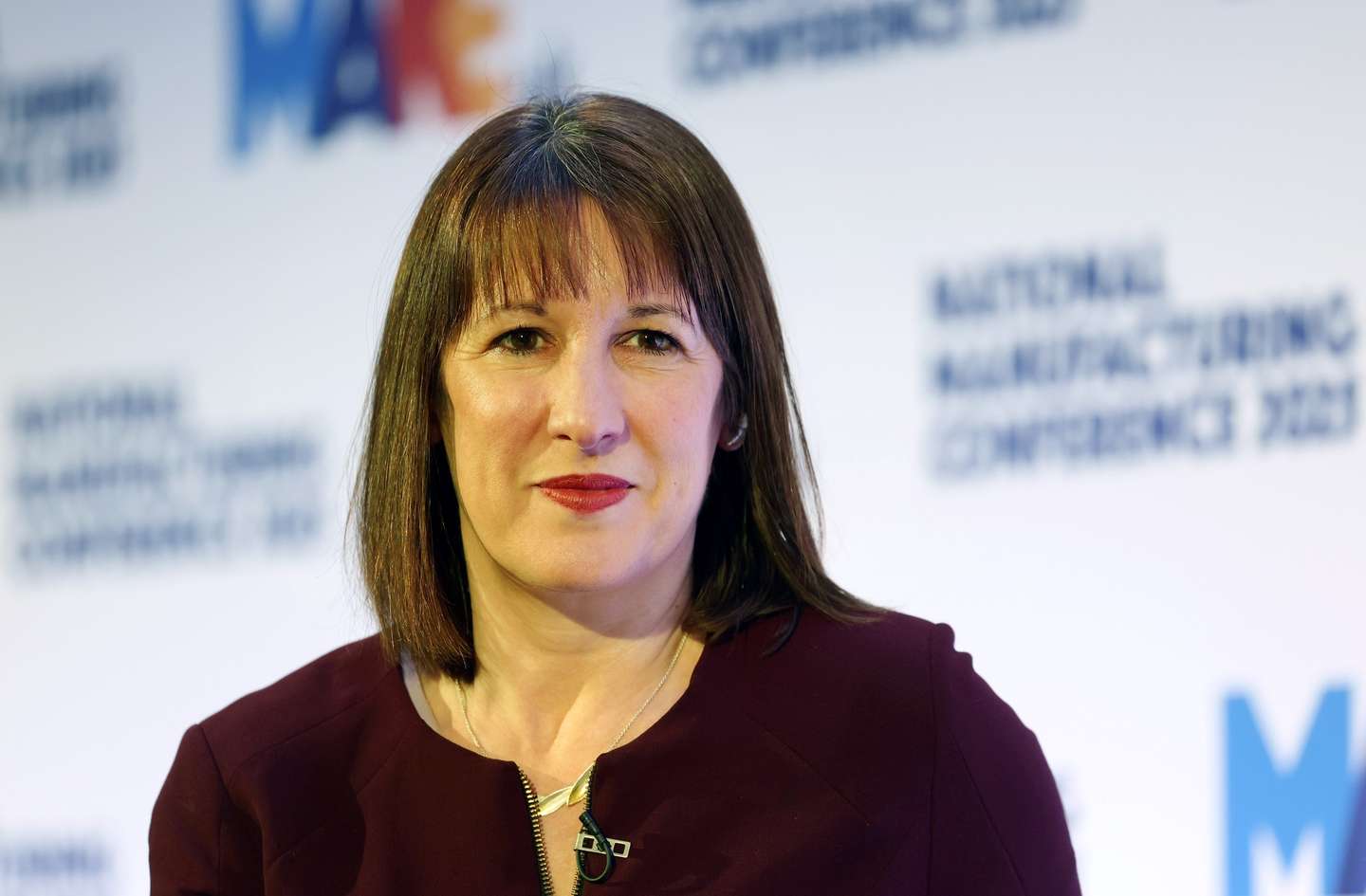 epa11939872 British Chancellor of the Exchequer Rachel Reeves delivers a speech on UK defense procurement in London, Britain, 04 March 2025. Reeves' speech at a manufacturing summit in central London followed US President Donald Trump’s announcement that the US had paused military aid to Ukraine.  EPA/ANDY RAIN