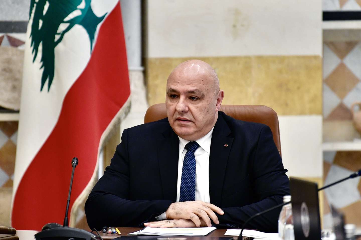epa12284338 Lebanese President Joseph Aoun speaks during a cabinet session at the presidential palace in Baabda, east of Beirut, Lebanon, 05 August 2025. The session discusses efforts aimed at bringing all weapons in the country under the Lebanese army.  EPA/WAEL HAMZEH