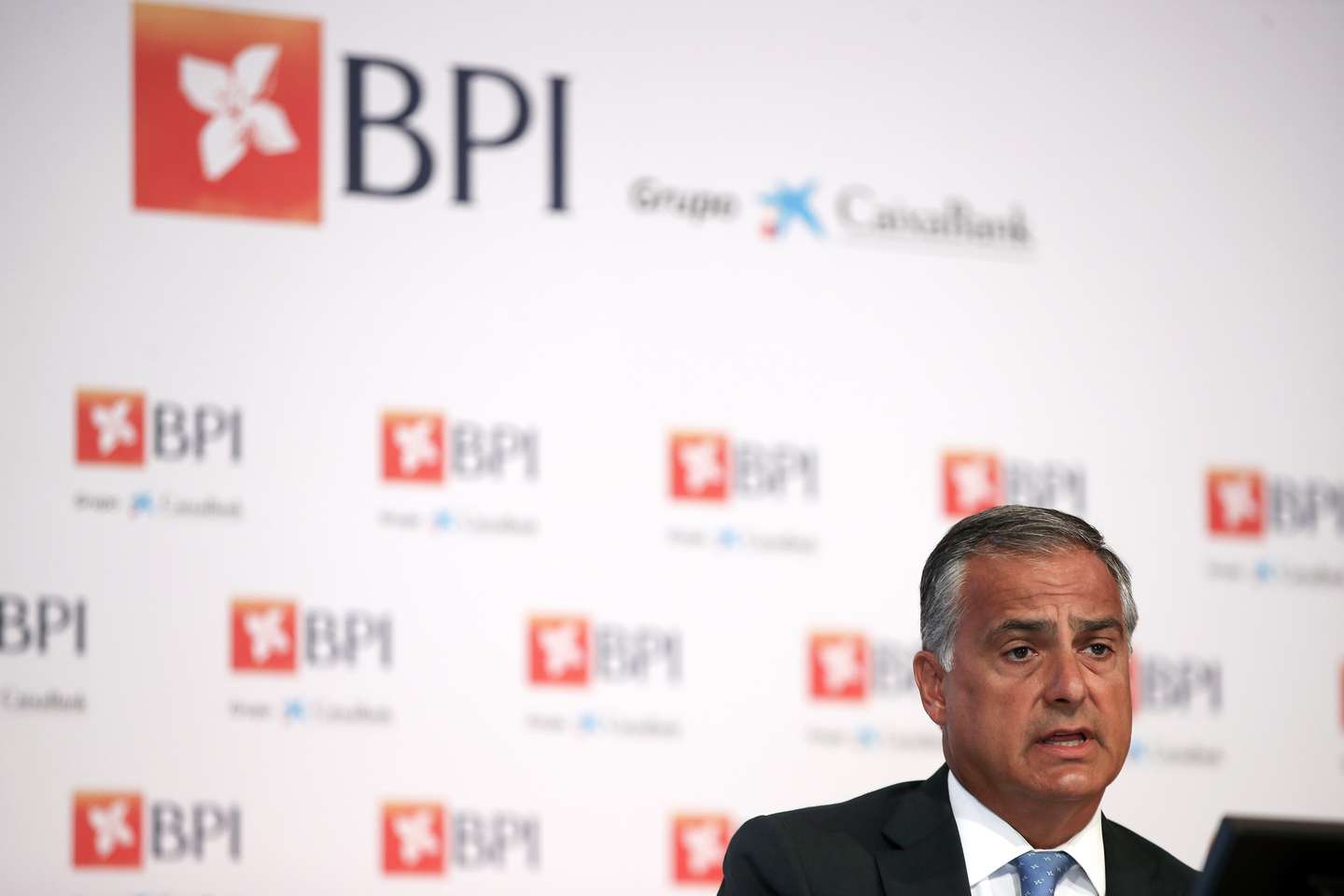 O CEO do BPI, João Pedro Oliveira e Costa, durante a conferência de imprensa de apresentação de resultados do 1.º semestre de 2020, na Sala Almada Negreiros do  Centro Cultural de Belém, em Lisboa, 31 de julho de 2020.  MANUEL DE ALMEIDA/LUSA