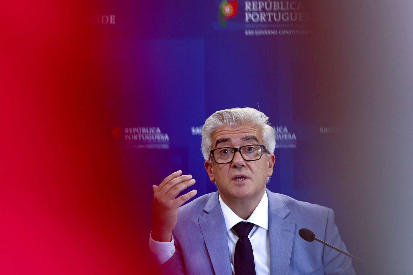 O Secretário de Estado da Saúde, António Lacerda Sales, durante a conferência de imprensa diária de atualização da situação epidemiológica em Portugal, relativa à infeção pelo novo coronavírus (Covid-19), realizada no Ministério da Saúde, em Lisboa, 14 de setembro de 2020. Portugal regista até ao momento 1.871 (+4) mortes associadas à Covid-19, e 64.596 (+613) infetados, segundo o boletim divulgado pela Direção-Geral da Saúde (DGS). ANTÓNIO PEDRO SANTOS/POOL/LUSA