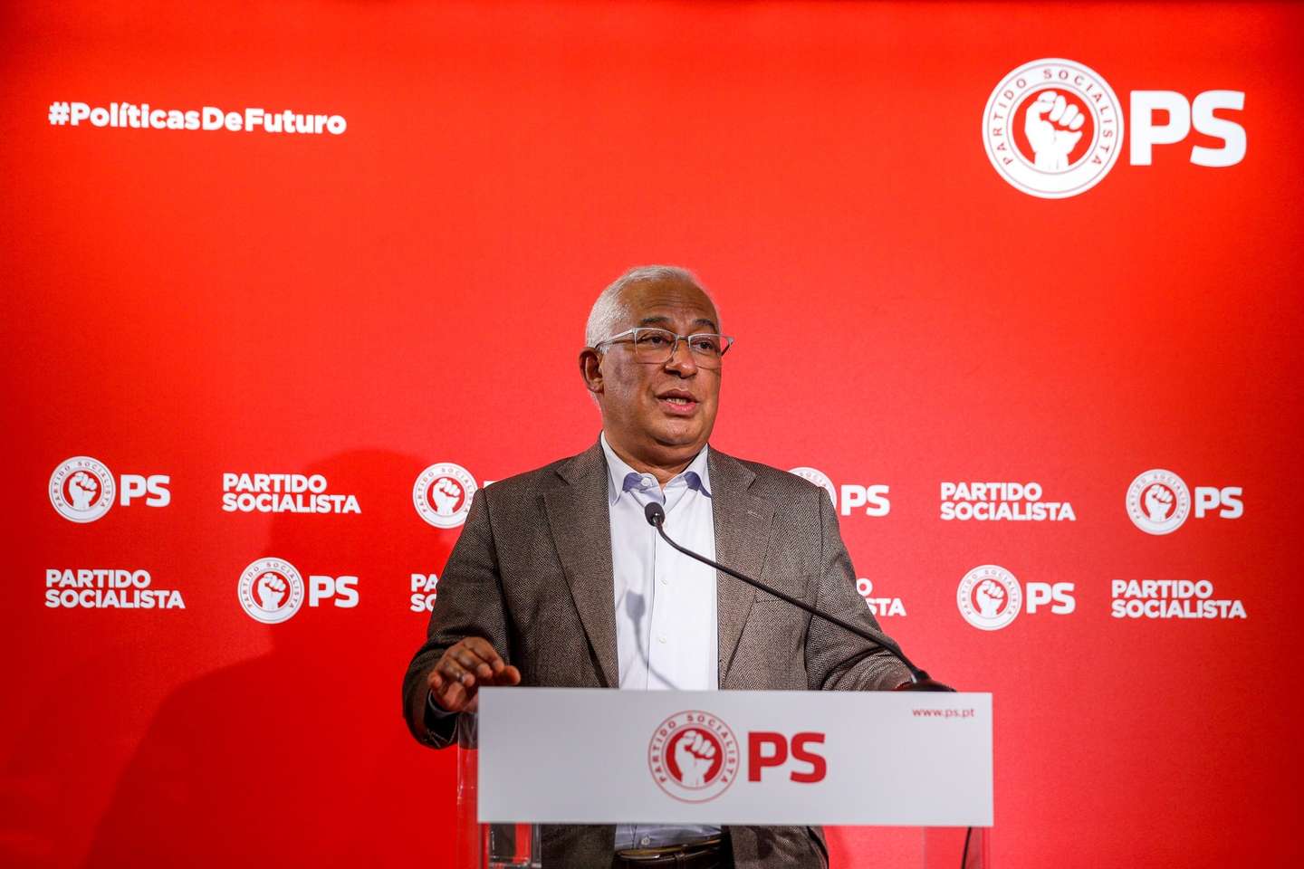 O secretário-geral do Partido Socialista (PS) , António Costa, intervém durante a reunião da Comissão Nacional do PS, para aprovar a data e as alterações ao regulamento do XXIII Congresso, previsto para 10 e 11 de julho, bem como as datas da eleição do secretário-geral e da presidente das Mulheres Socialistas, em Lisboa, 20 de março de 2021. ANTÓNIO COTRIM/LUSA