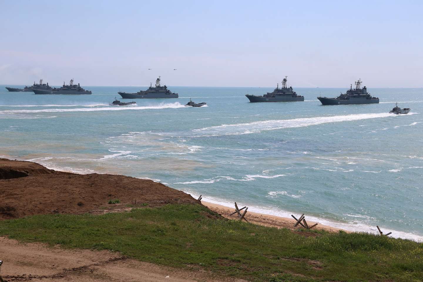 epa09152959 A handout photo made available by the press service of the Russian Defence Ministry shows Russian Navy large landing ships during the main stage of the mixed exercise of the Russian Armed Forces at the at Opuk range  in Crimea, 22 April 2021. Units of the combined arms army, air force and air defenâ€“e formations, warships and ships, military units of the coastal forces of the Black Sea Fleet, part of the forces of the Caspian Flotilla and airborne units take part in the military exercises at the Opuk training ground.  EPA/VADIM SAVITSKY / RUSSIAN DEFENCE MINISTRY / HANDOUT MANDATORY CREDIT / HANDOUT EDITORIAL USE ONLY/NO SALES