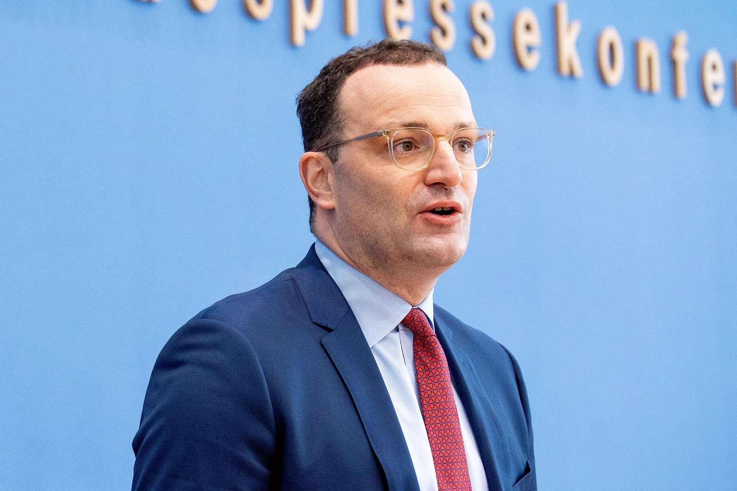 epa09561301 German Health Minister Jens Spahn speaks on a press conference together with Robert Koch Institute head Lothar Wieler, about expanding access in Germany for Covid-19 vaccine booster shots, in Berlin, Germany, 03 November 2021. Spahn has urged states to reopen their mass vaccination centers in order to facilitate the administration of booster shots nationwide. He has said that while priority should be given to the elderly, access should essentially be available to everyone.  EPA/CARSTEN KOALL / POOL